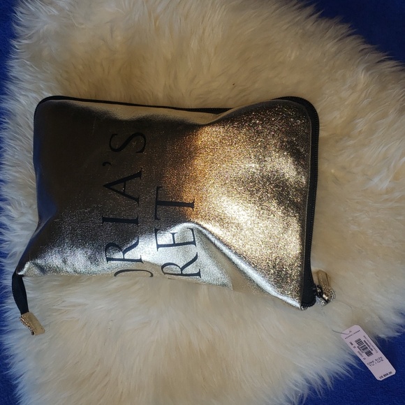 Victorias Secret Gold Packable Zippered Travel Bag NWT - Picture 4 of 13